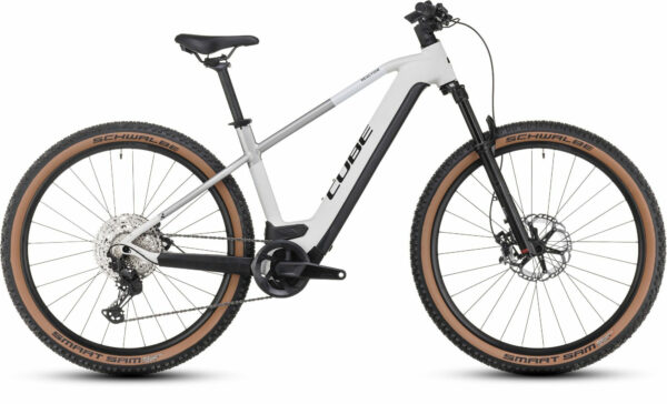 Cube Reaction Hybrid SLT 750 silver´n´cream 27,5" 750 Wh Diamant
