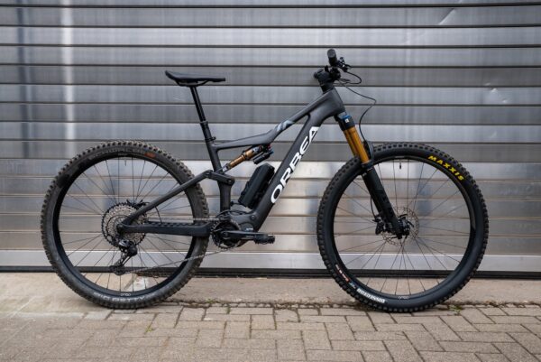 Orbea Rise M7 Aktionsmodell mit Range Extender (Größe M) refurbished