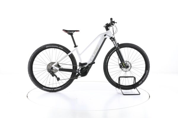Cube Reaction Hybrid One 2022