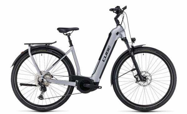 Cube Kathmandu Hybrid SLX 750 polarsilver´n´black 28" 750 Wh Wave