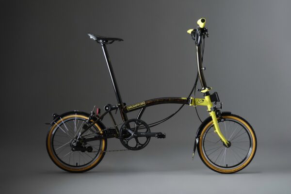 Brompton C Line Explore - Tour de France - Typ M - 16Zoll 6K Faltrad - Black Lacquer - Sulphur Yellow