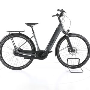 Cube Supreme Hybrid Pro 2022