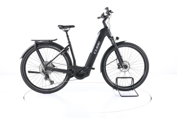 Cube Kathmandu Hybrid 2022