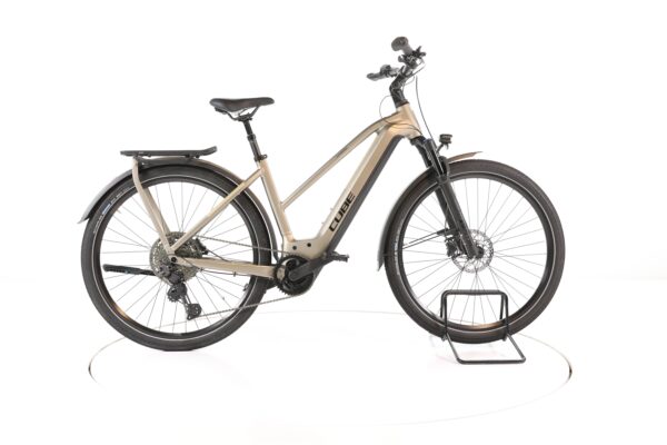 Cube Kathmandu Hybrid Pro 2024