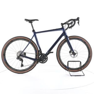 Pivot Cycles Vault Di2 2022