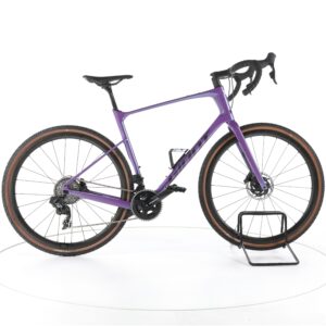 Giant Revolt Advanced Pro 0 2024