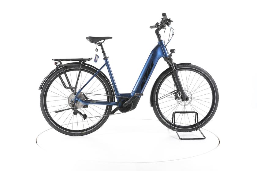 KTM Macina Tour LTD Trekking E-Bike Tiefeinsteiger