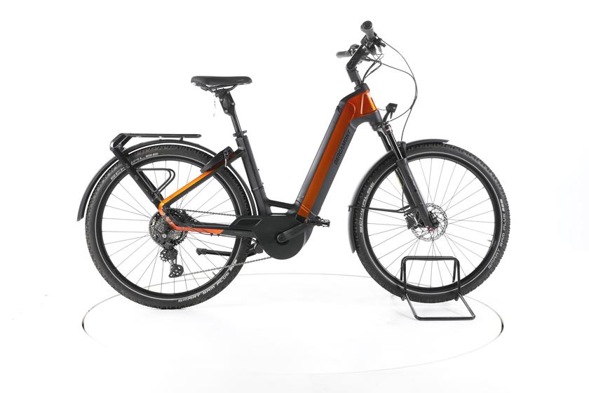Bergamont E-Ville SUV Tour Trekking E-Bike Tiefeinsteiger