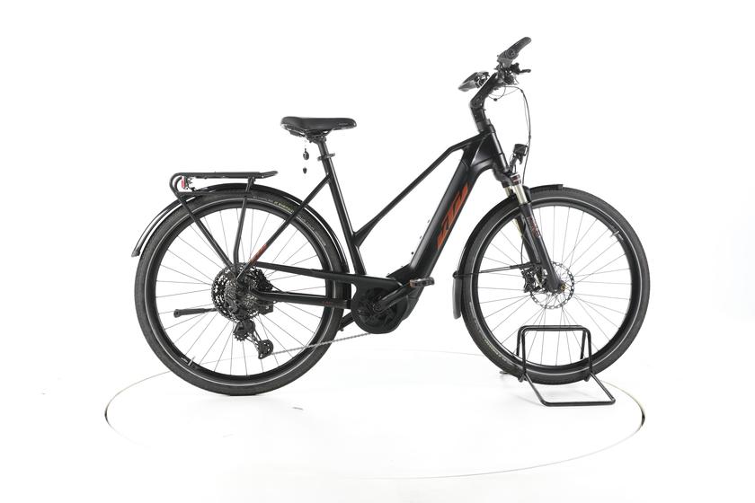 KTM Macina Ultimate XTS Trekking E-Bike