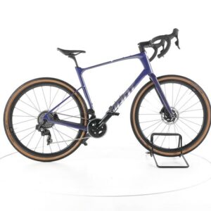 Giant Revolt Advanced Pro 0