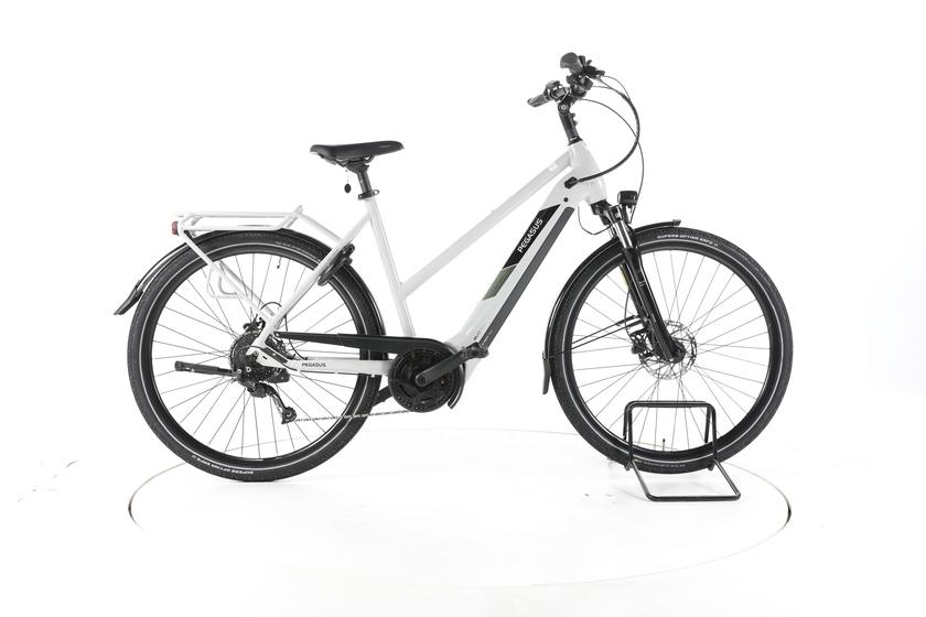 Pegasus Solero EVO 9 Trekking E-Bike Tiefeinsteiger