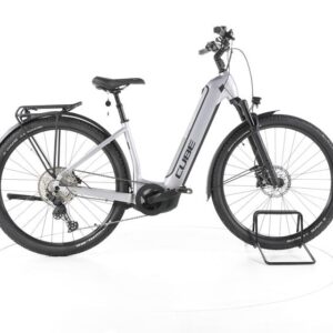 Cube Nuride Hybrid EXC Allroad Trekking E-Bike Tiefeinsteiger