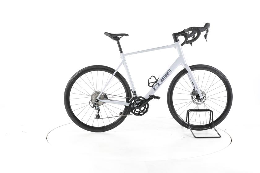 Cube Attain Race Rennrad 2026