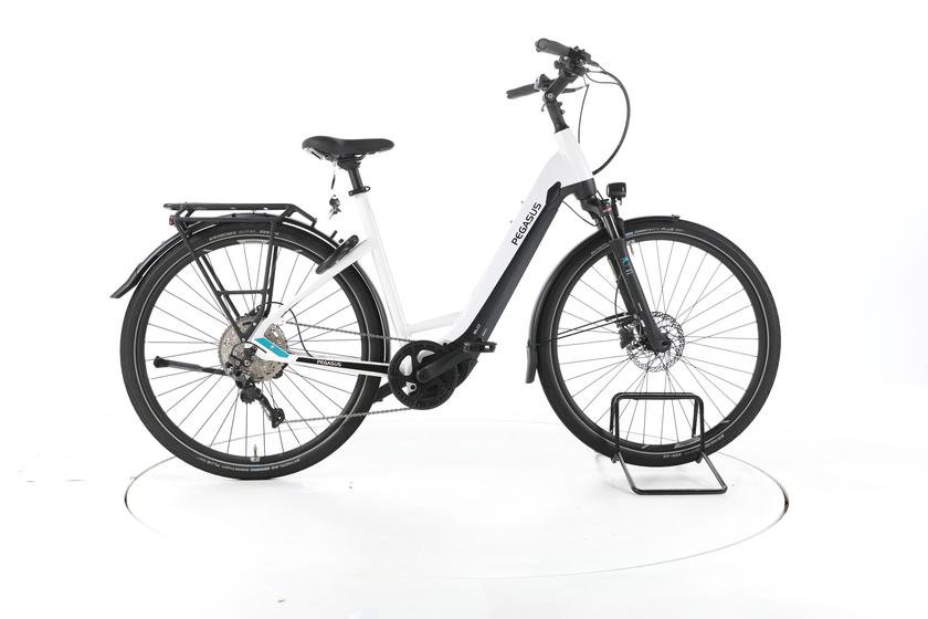 Pegasus Premio evo 10 Lite Trekking E-Bike Tiefeinsteiger