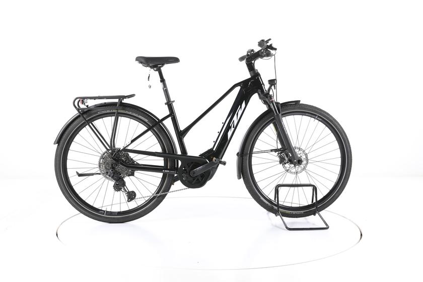 KTM Macina Ultimate Pro Trekking E-Bike 2024