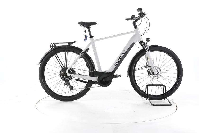 Cube Touring Hybrid ONE Trekking E-Bike 2025