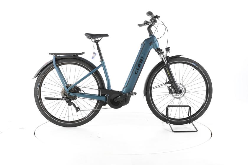Cube Kathmandu Hybrid ONE Trekking E-Bike Tiefeinsteiger