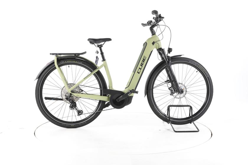 Cube Kathmandu Hybrid SLX Trekking E-Bike Tiefeinsteiger