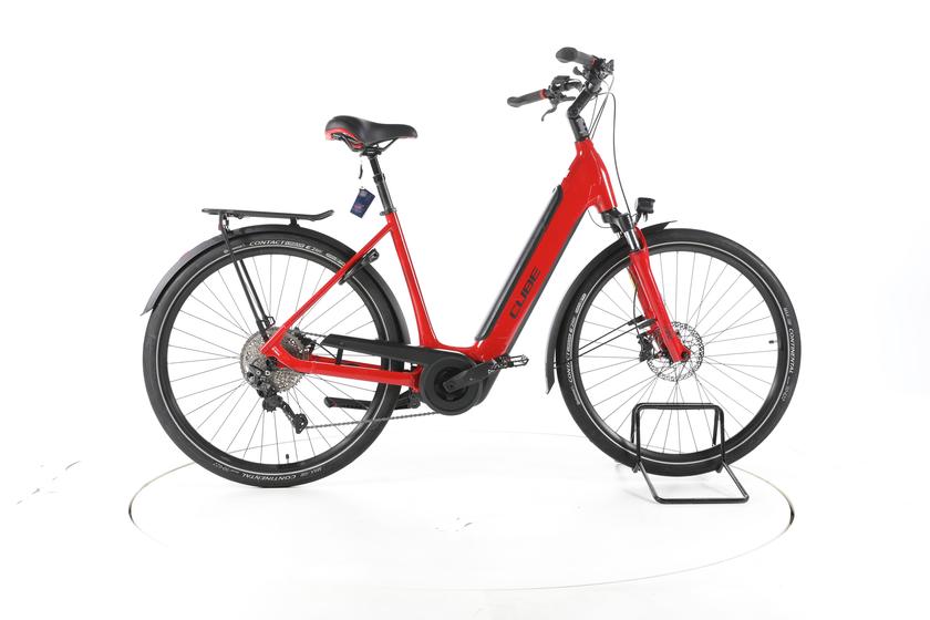 Cube Supreme Sport Hybrid Pro Trekking E-Bike Tiefeinsteiger