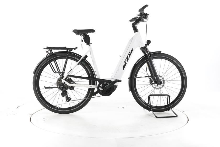 KTM Cento 10 Trekking E-Bike Tiefeinsteiger