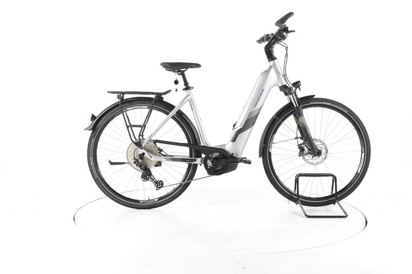 Genesis Touring 4.3 Trekking E-Bike Tiefeinsteiger