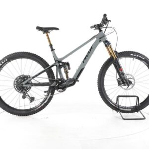 Pivot Cycles Shuttle SL E-Bike Fully Carbon