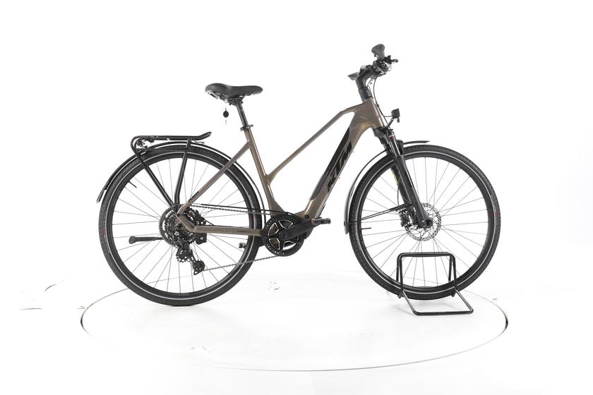 KTM Macina Magic SX Pro Trekking E-Bike 2025