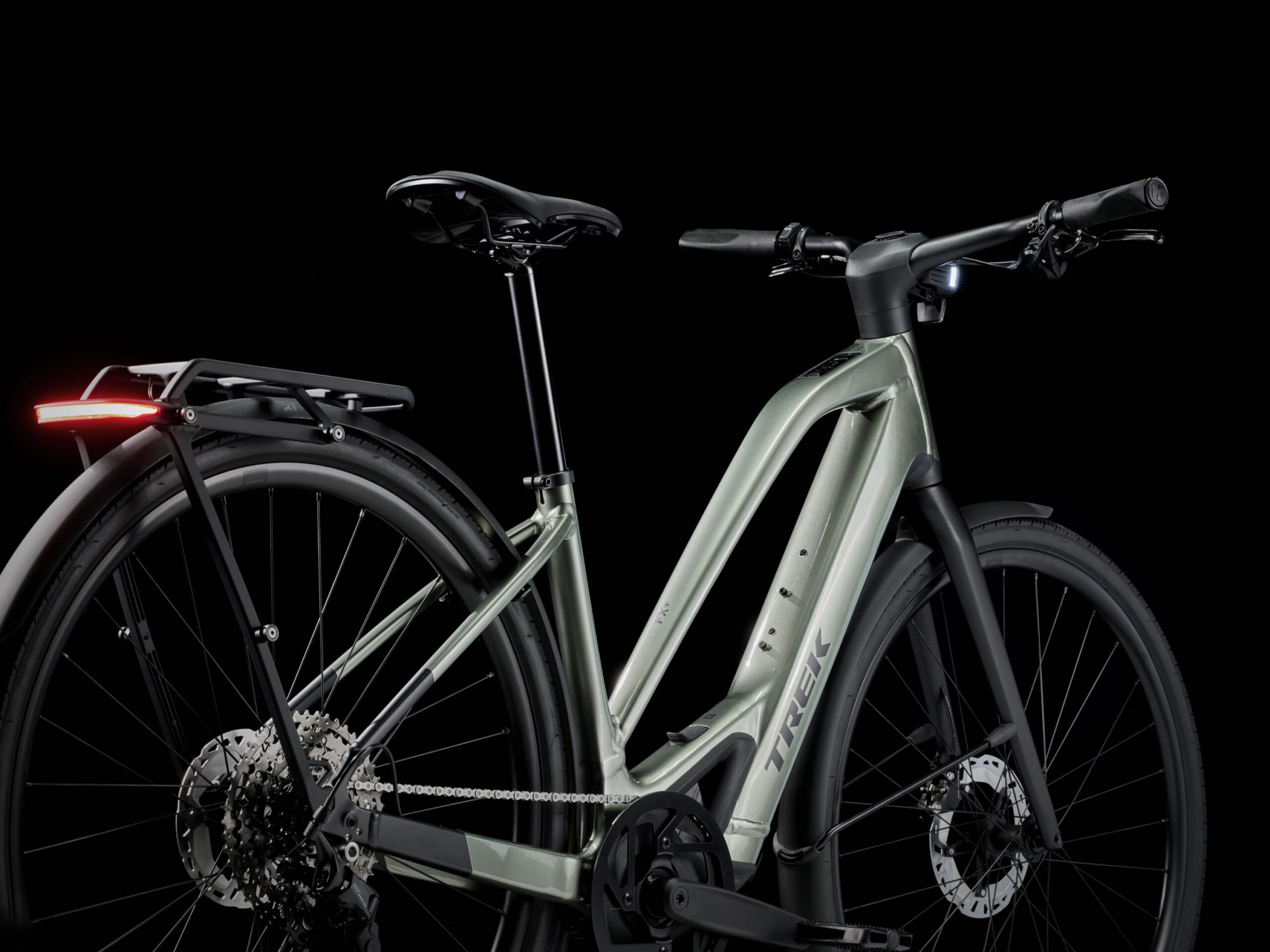 Trek FX+ 7 Midstep - 2027 - Lichen Green Gloss | XS – Bild 2