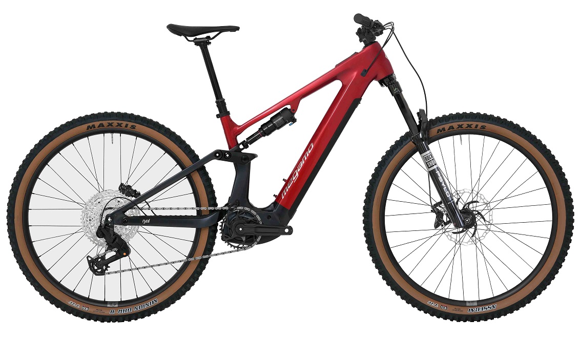 Megamo Ryal 10 29'' 800 Wh rot 2027