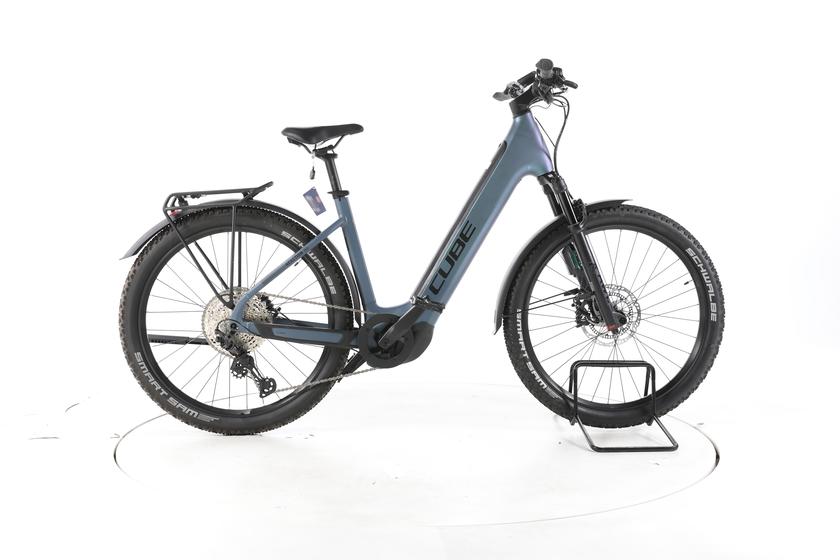 Cube Reaction Hybrid ABS Trekking E-Bike Tiefeinsteiger