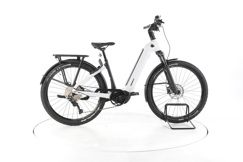 Giant AnyTour X E+ 3 Trekking E-Bike Tiefeinsteiger 2024