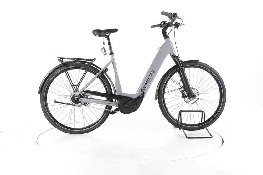ADVANCED Tour Pro City E-Bike Tiefeinsteiger
