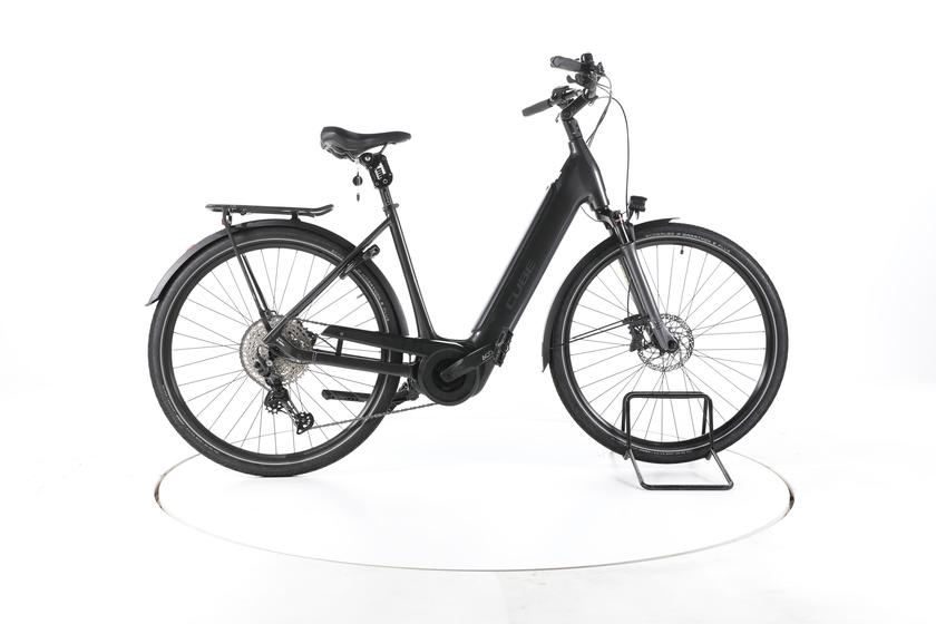 Cube Supreme Sport Hybrid EXC Trekking E-Bike Tiefeinsteiger