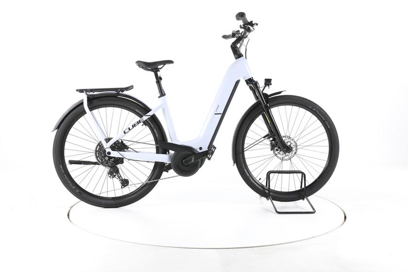 Cube Kathmandu Hybrid ONE Trekking E-Bike Tiefeinsteiger 2025