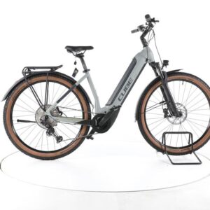 Cube Reaction Hybrid Race Trekking E-Bike Tiefeinsteiger