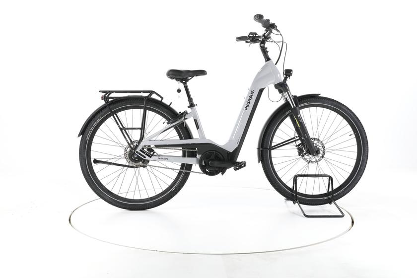 Pegasus Savino City E-Bike Tiefeinsteiger