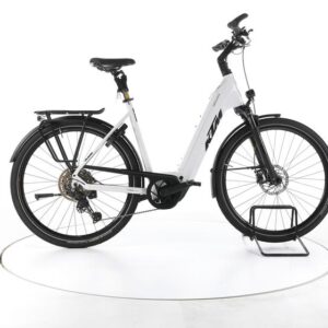 KTM Cento 10 Plus Trekking E-Bike Tiefeinsteiger 2025