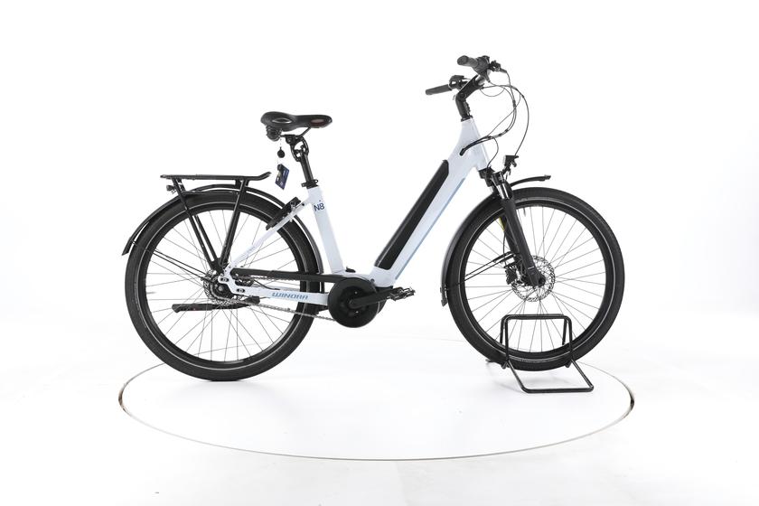 Winora Sinus N8 City E-Bike Tiefeinsteiger