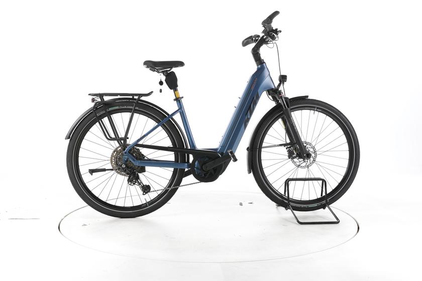 KTM Cento 10 Plus Trekking E-Bike Tiefeinsteiger 2025