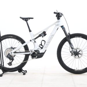 Canyon SPECTRAL:ON CF 9 720 – 2023 – für Körpergröße 175 - 183 cm