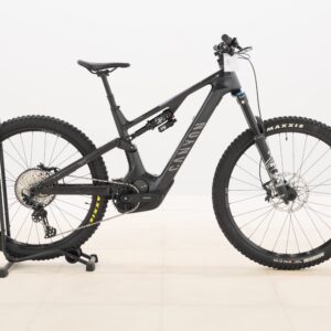 Canyon SPECTRAL:ON CF 8 900 – 2023 – für Körpergröße 175 - 183 cm